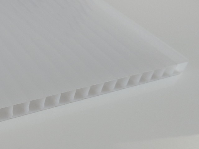 Večslojna polikarbonatna plošča, 10 mm, OPAL