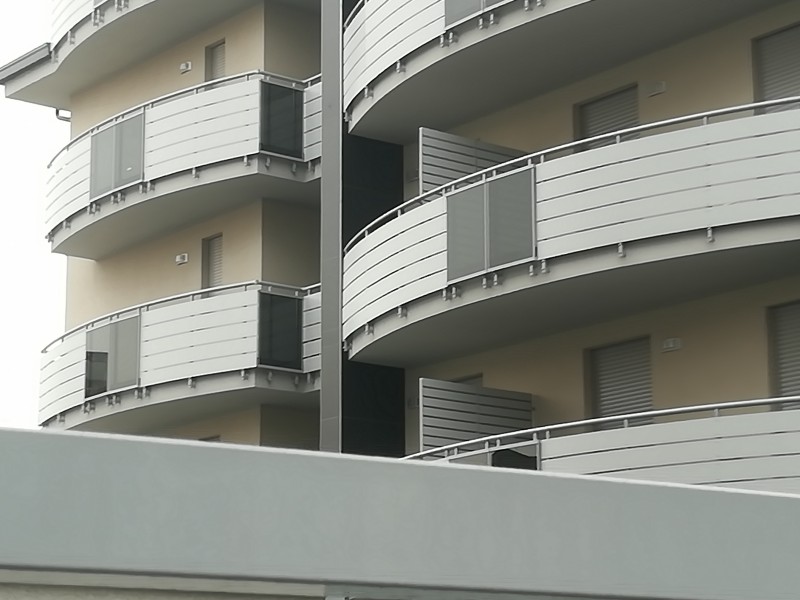 EXTERIOR COMPACT - Image 6