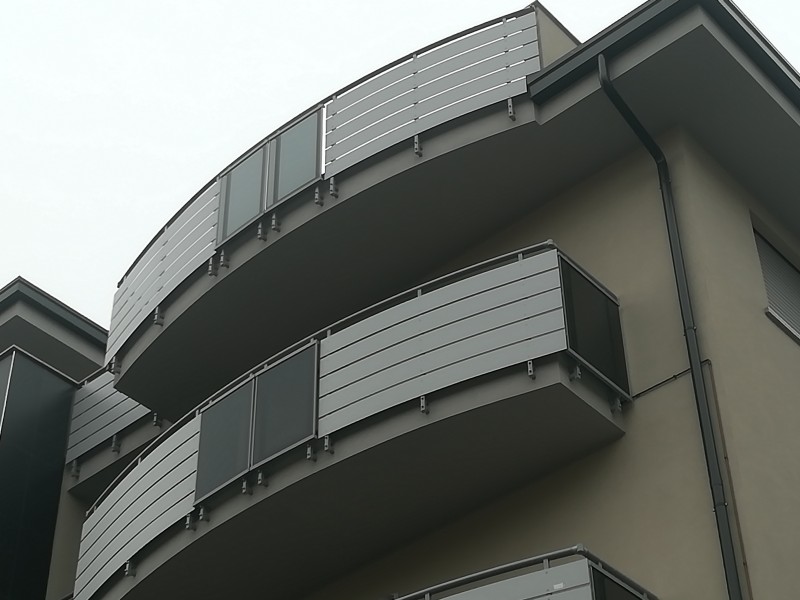 EXTERIOR COMPACT - Image 8