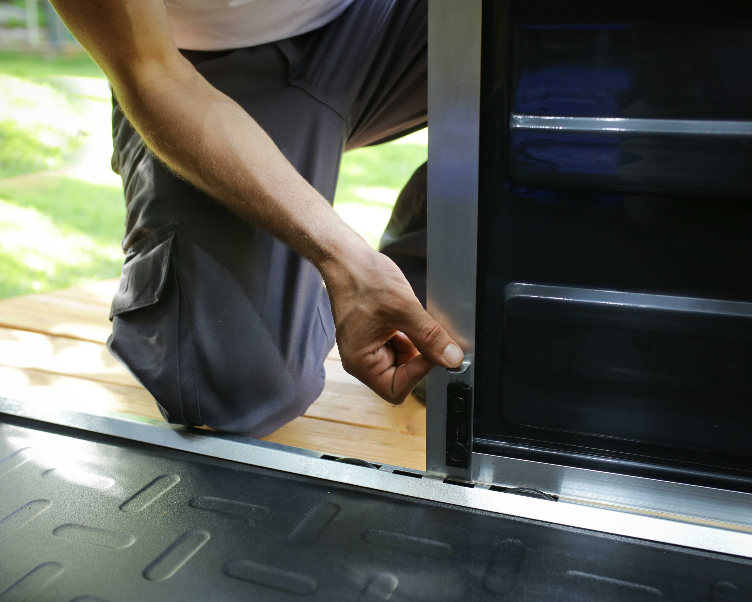 GARDEN SHED – SKYLIGHT 185 x 378 cm, Colour: Midnight Grey - Image 7